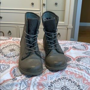 Worn once Guess combat boots